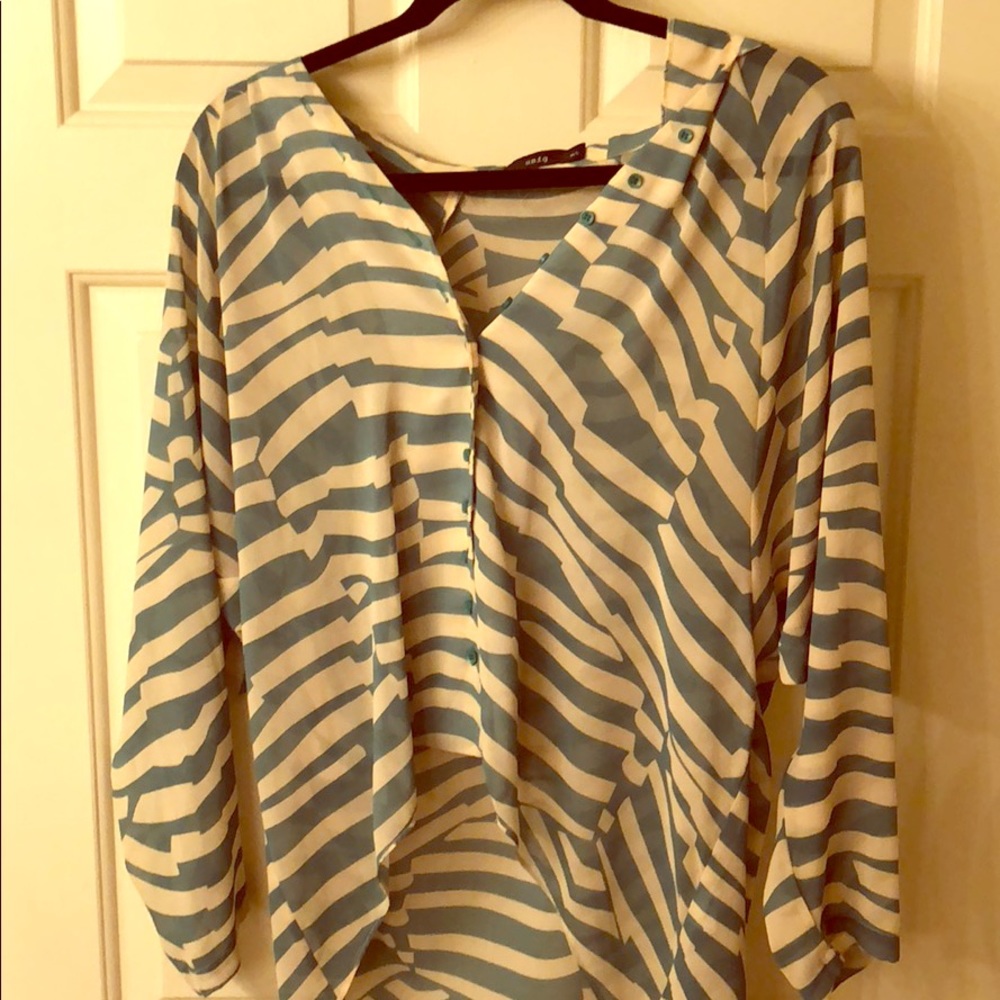 Uniq brand shirt size medium/large